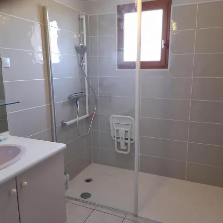 度假居 La Belle Maisonette 蒙莫里永