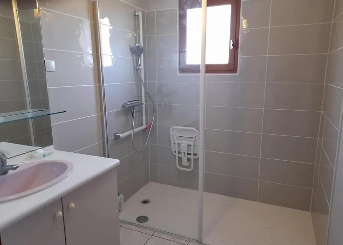 Holiday home La Belle Maisonette Montmorillon